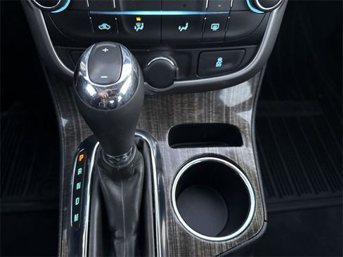 Used 2015 Chevrolet Malibu LT w/ Power Convenience Package image 26