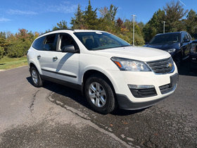 Used 2015 Chevrolet Traverse LS AWD/4WD image 3