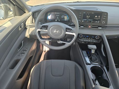 New 2026 Hyundai Elantra SEL Sport image 12