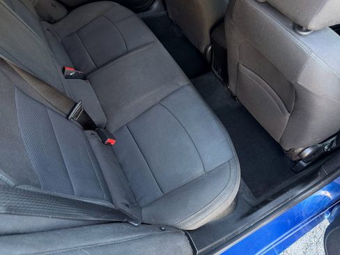 Used 2018 Chevrolet Cruze LT w/ Convenience Package image 22