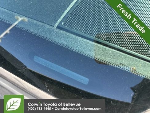 Used 2017 Toyota Tacoma SR5 w/ Tow Package AWD/4WD image 11