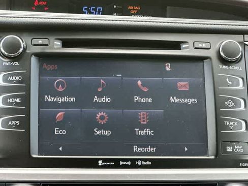 Used 2019 Toyota Highlander XLE AWD/4WD image 13
