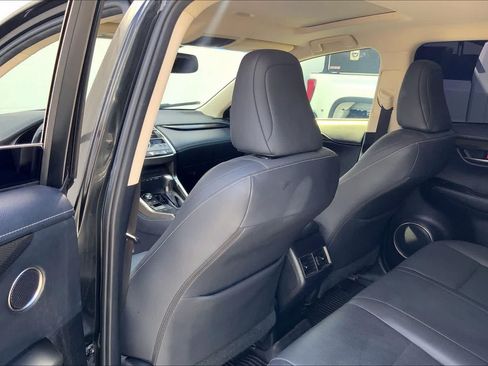 Used 2019 Lexus NX 300h AWD image 12