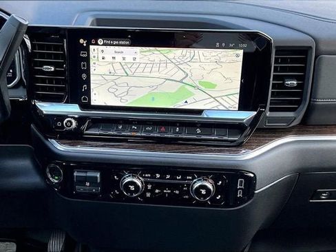 New 2026 GMC Sierra 2500 SLE w/ SLE Value Package; image 8