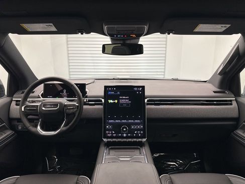 Used 2026 GMC Sierra EV Elevation AWD/4WD image 16