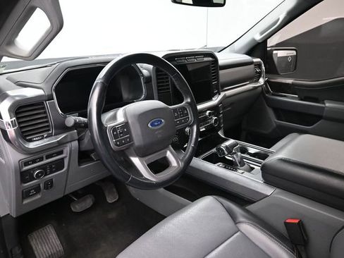 Used 2021 Ford F150 Lariat w/ FX4 Off-Road Package image 13