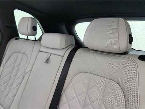 Used 2024 BMW X5 sDrive40i w/ M Sport Package image 31