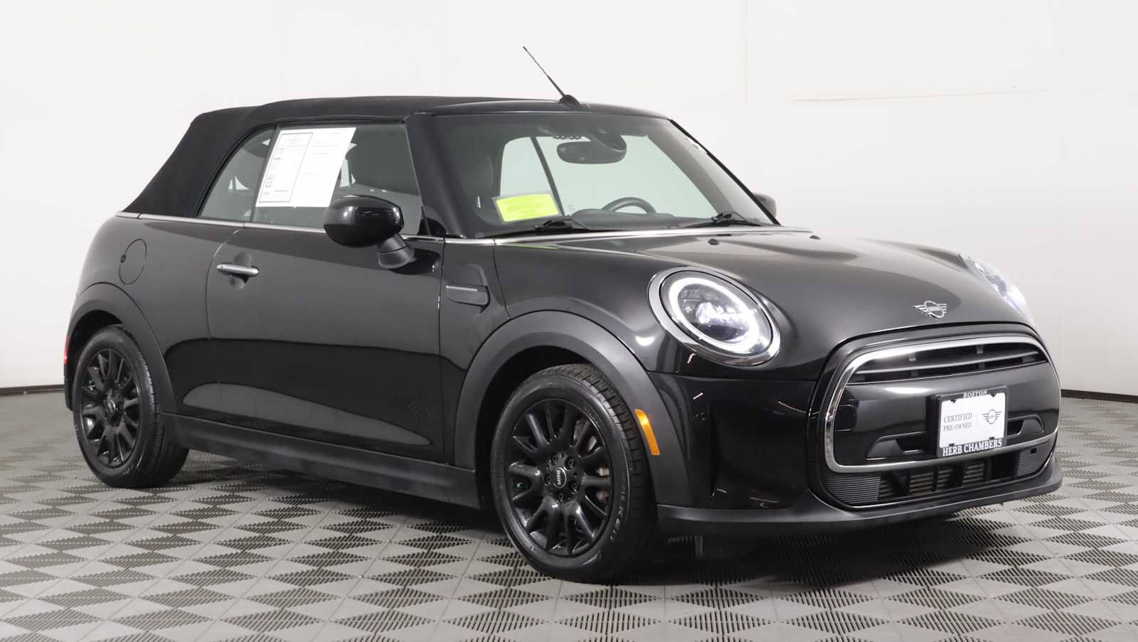 Used 2023 MINI Cooper Convertible FWD image 1