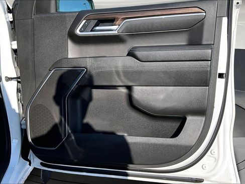 Certified 2025 Chevrolet Silverado 1500 LT image 30