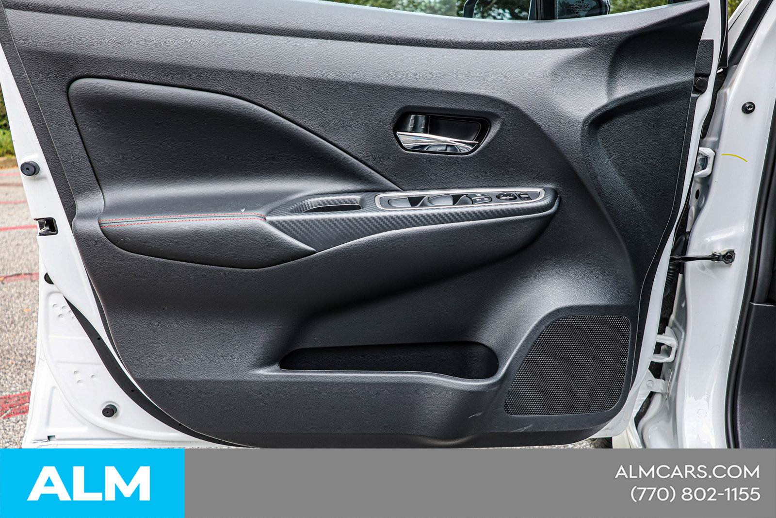 Certified 2025 Nissan Versa SR w/ Trunk Package FWD image 36