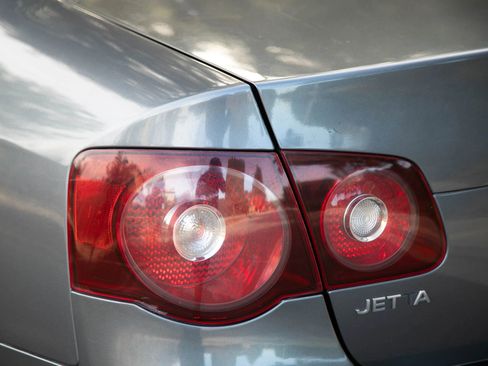 Used 2008 Volkswagen Jetta S FWD image 8