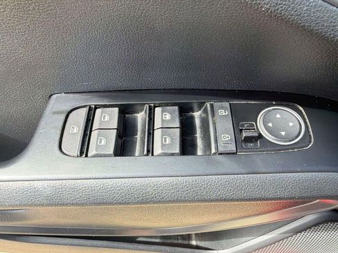 Used 2020 Kia Soul GT-Line w/ GT 2.0L Power Sunroof Package image 12