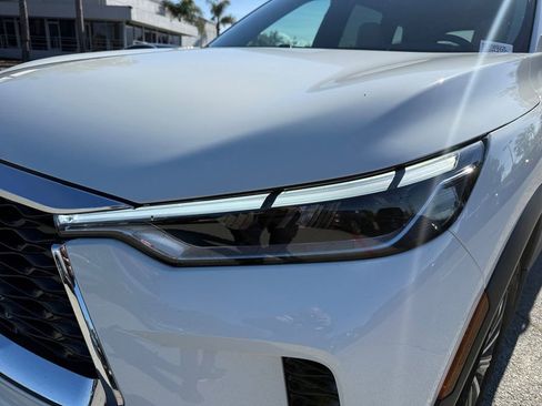 Used 2025 INFINITI QX60 Pure image 34