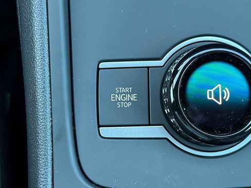 New 2026 Volkswagen Tiguan SE R-Line image 21