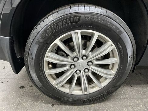 Used 2019 Cadillac XT5 Luxury image 33