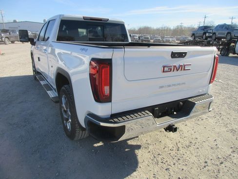New 2026 GMC Sierra 1500 SLT w/ SLT Premium Plus Package image 9