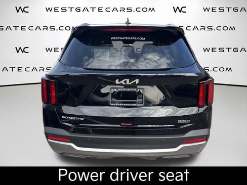 Certified 2026 Kia Sorento S w/ S Panoramic Sunroof Package image 10