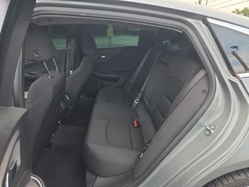 Used 2023 Chevrolet Malibu LT FWD image 12