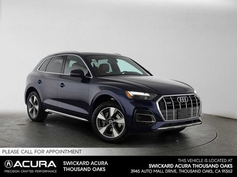 Used 2023 Audi Q5 2.0T Premium w/ Convenience Package AWD/4WD image 1