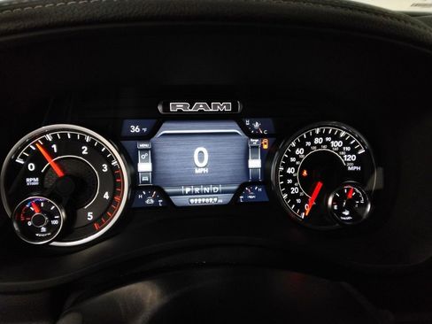 Used 2024 RAM 2500 Laramie w/ Safety Group image 17