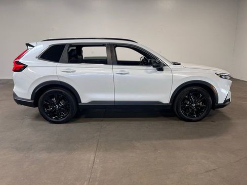 Used 2025 Honda CR-V Sport Touring image 2