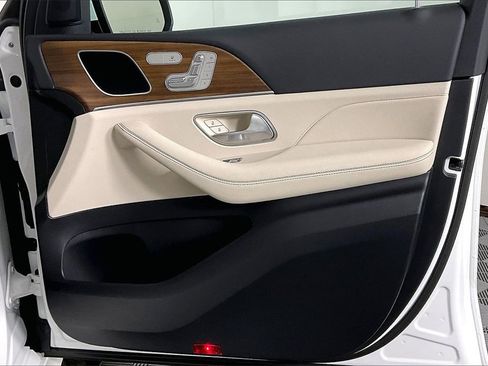 Used 2026 Mercedes-Benz GLE 450 GLE 450 image 16