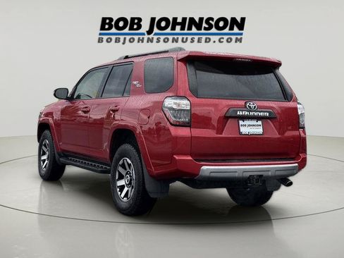 Used 2022 Toyota 4Runner TRD Off-Road Premium w/ Moonroof Package AWD/4WD image 4