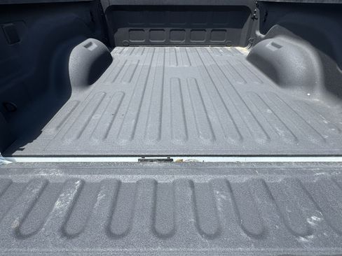 Used 2025 RAM 2500 Big Horn AWD/4WD image 20