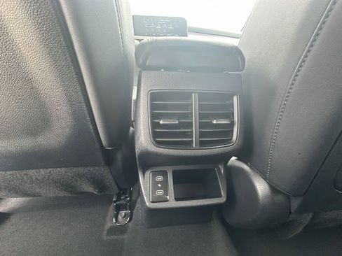 Used 2024 Kia Seltos EX FWD image 23