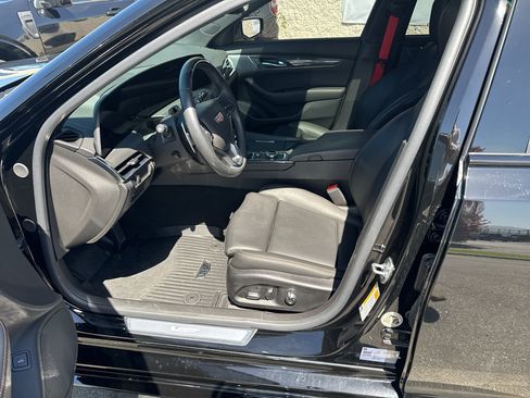 Used 2026 Cadillac CT5 V w/ LPO, ONYX Package RWD image 8