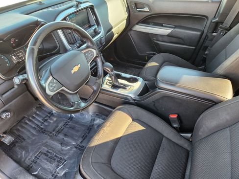 Used 2022 Chevrolet Colorado LT w/ Fleet Safety Package image 25