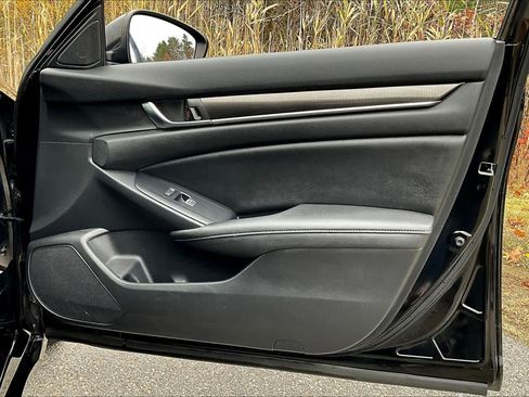 Used 2019 Honda Accord Sport image 22