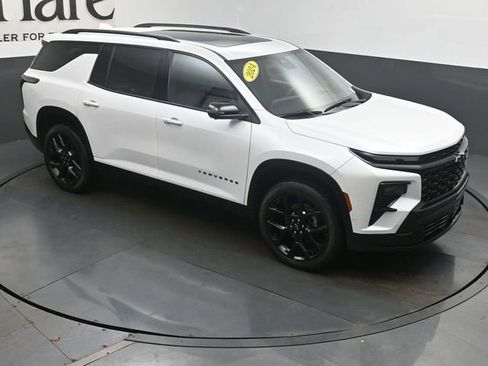 Used 2024 Chevrolet Traverse RS w/ LPO, Floor Liner Package image 49