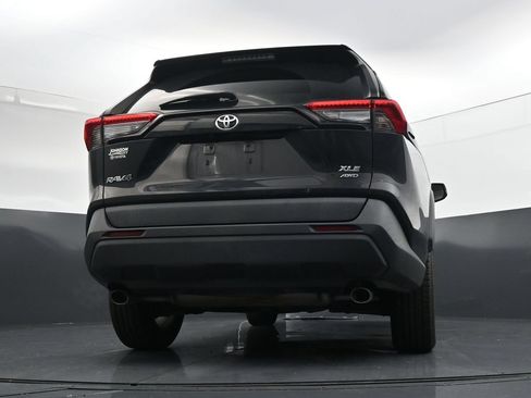 Used 2020 Toyota RAV4 XLE w/ Convenience Package AWD/4WD image 21