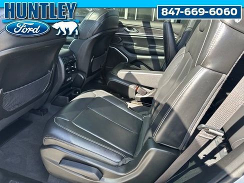 Used 2022 Jeep Grand Cherokee L Limited image 16