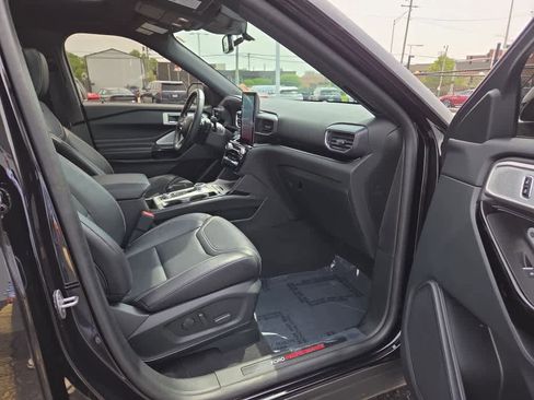 Used 2023 Ford Explorer ST w/ Equipment Group 401A AWD/4WD image 14