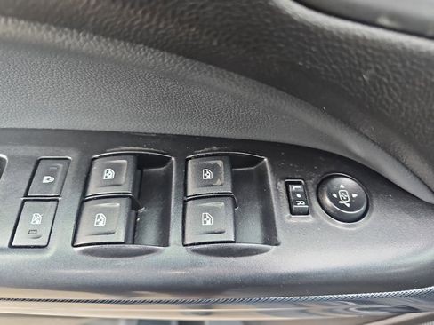 Used 2016 Chevrolet Colorado Z71 image 13