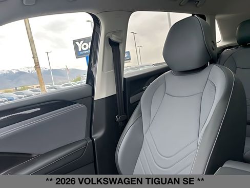 New 2026 Volkswagen Tiguan SE AWD/4WD image 31