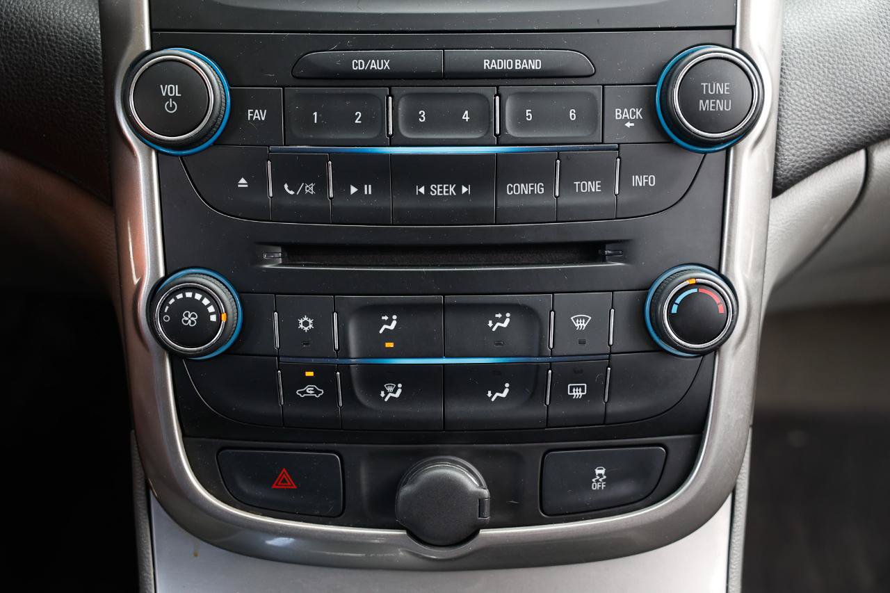 Used 2015 Chevrolet Malibu LS FWD image 31