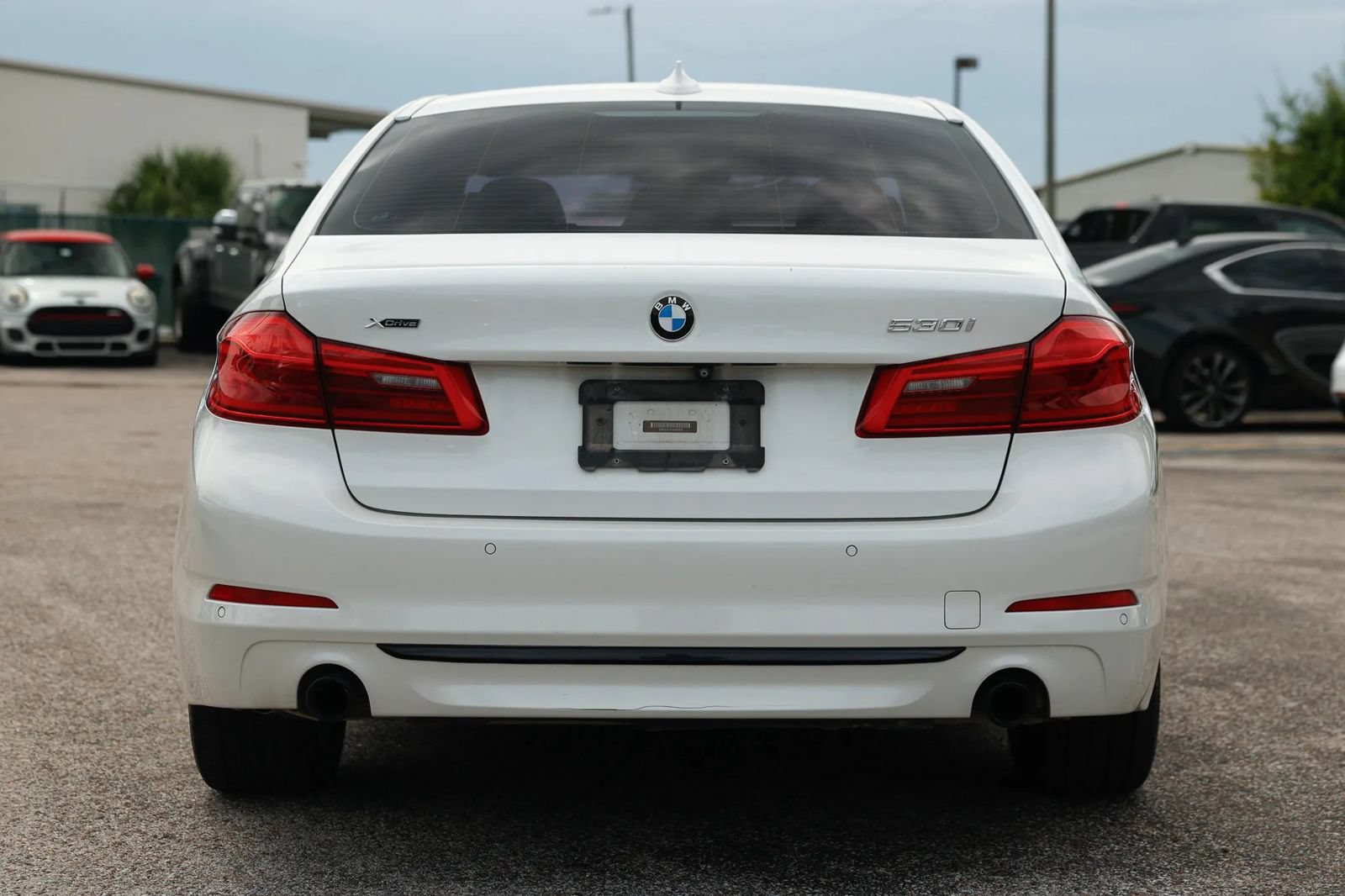 Used 2018 BMW 530i xDrive AWD/4WD image 4