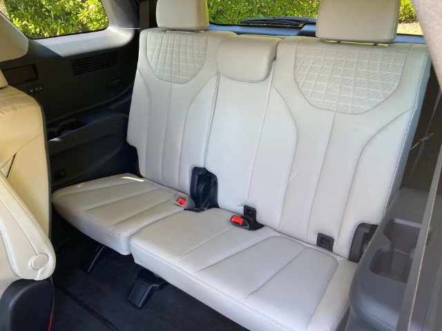 Used 2024 Hyundai Palisade Limited AWD/4WD image 8