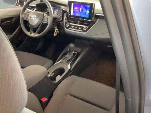 Used 2024 Toyota Corolla LE FWD image 28
