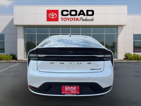 Used 2024 Toyota Prius Prime FWD image 4