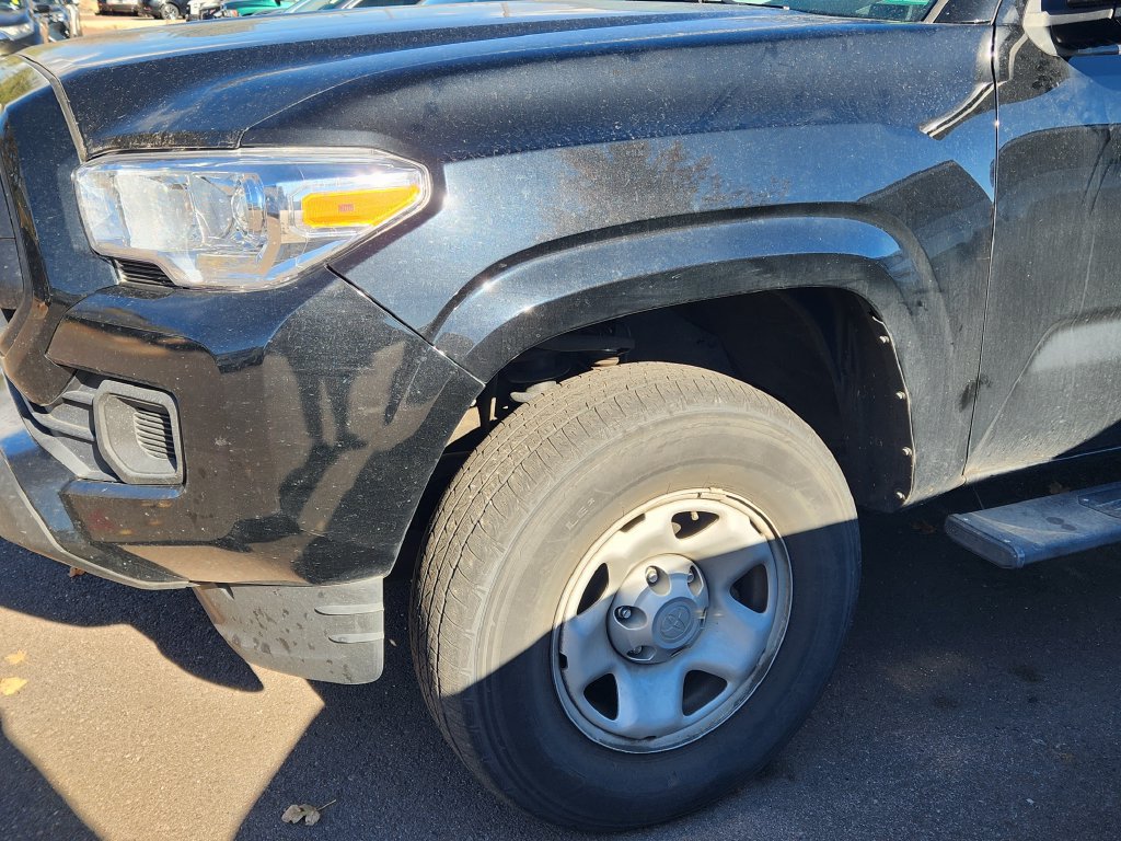 Used 2022 Toyota Tacoma SR w/ SR Convenience Package RWD image 7