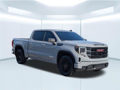 Used 2024 GMC Sierra 1500 Elevation image 8