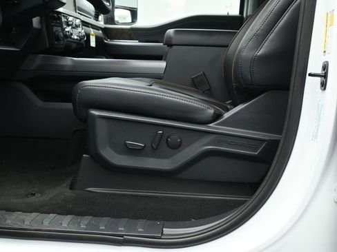 New 2026 Ford F250 Lariat w/ Tremor Off-Road Package image 10