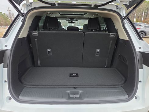 New 2026 INFINITI QX60 Luxe w/ Cargo Package image 10