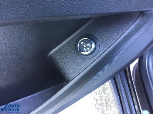 Used 2019 Chevrolet Traverse LT w/ LPO, Floor Liner Package image 30