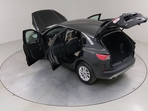 Certified 2022 Ford Escape SE w/ Convenience Package AWD/4WD image 50