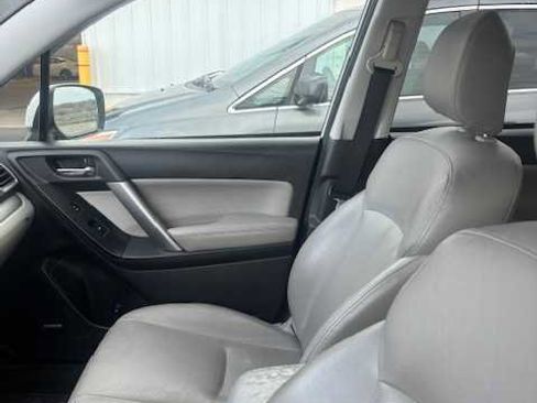 Used 2016 Subaru Forester 2.5i Limited image 2